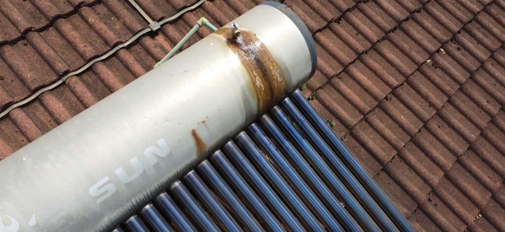 Evacuated tube solar collector overheating