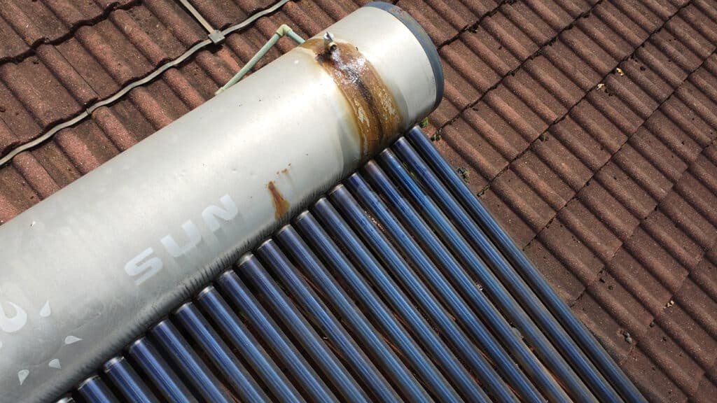 Evacuated tube solar collector overheating in Kenya