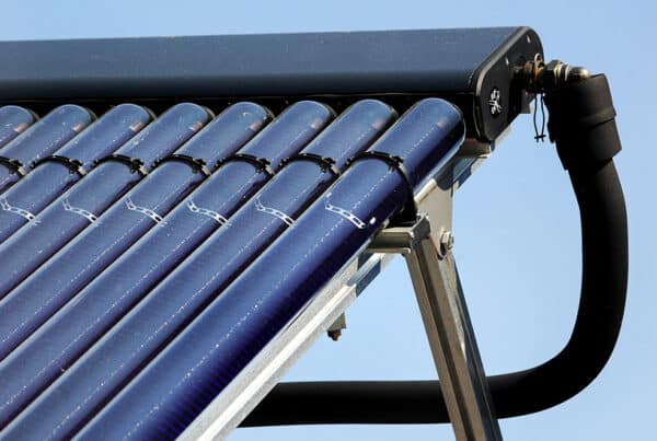 Standard evacuated tube solar collector
