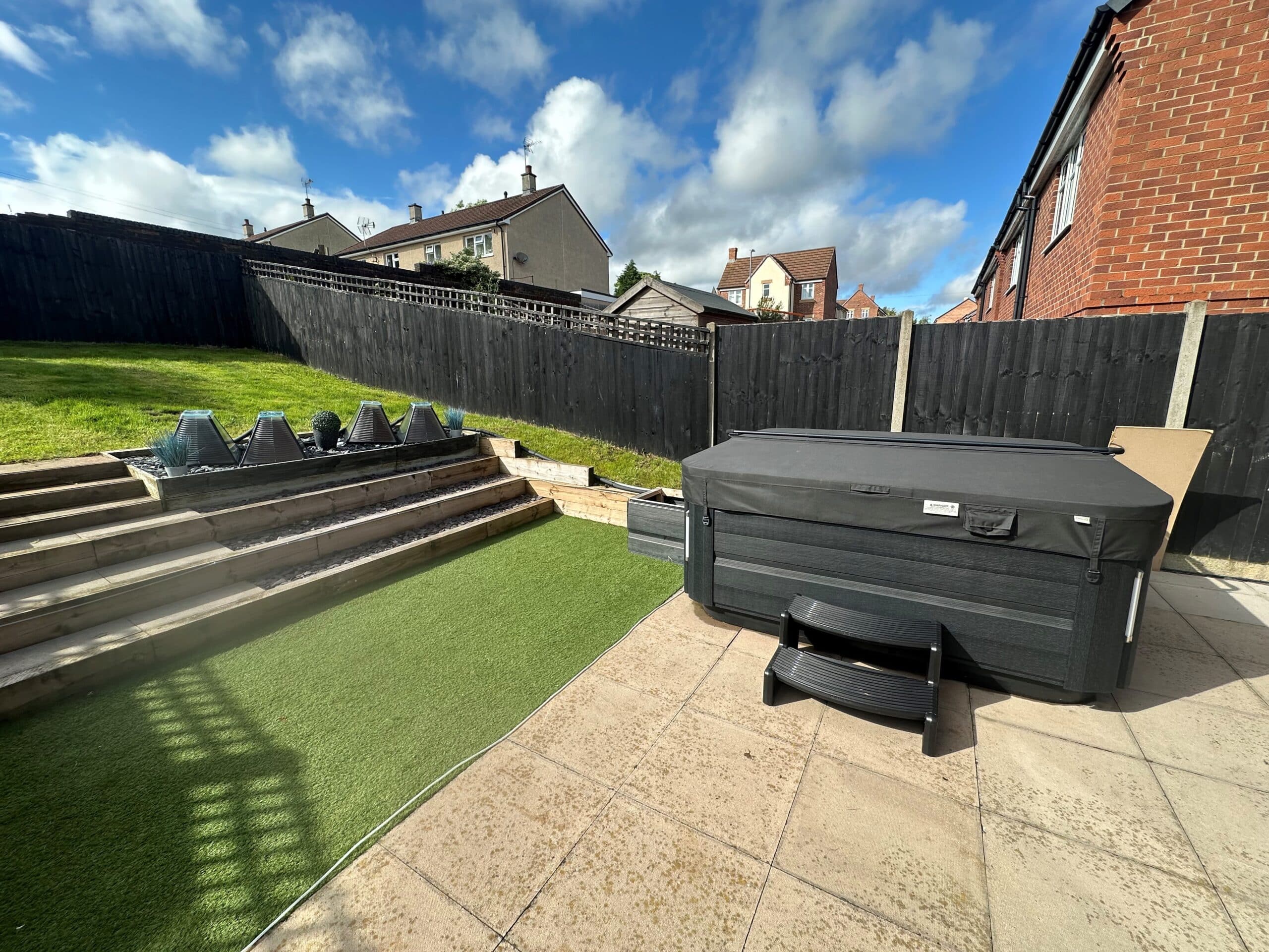 SolarisKit solar heating system for hot tubs
