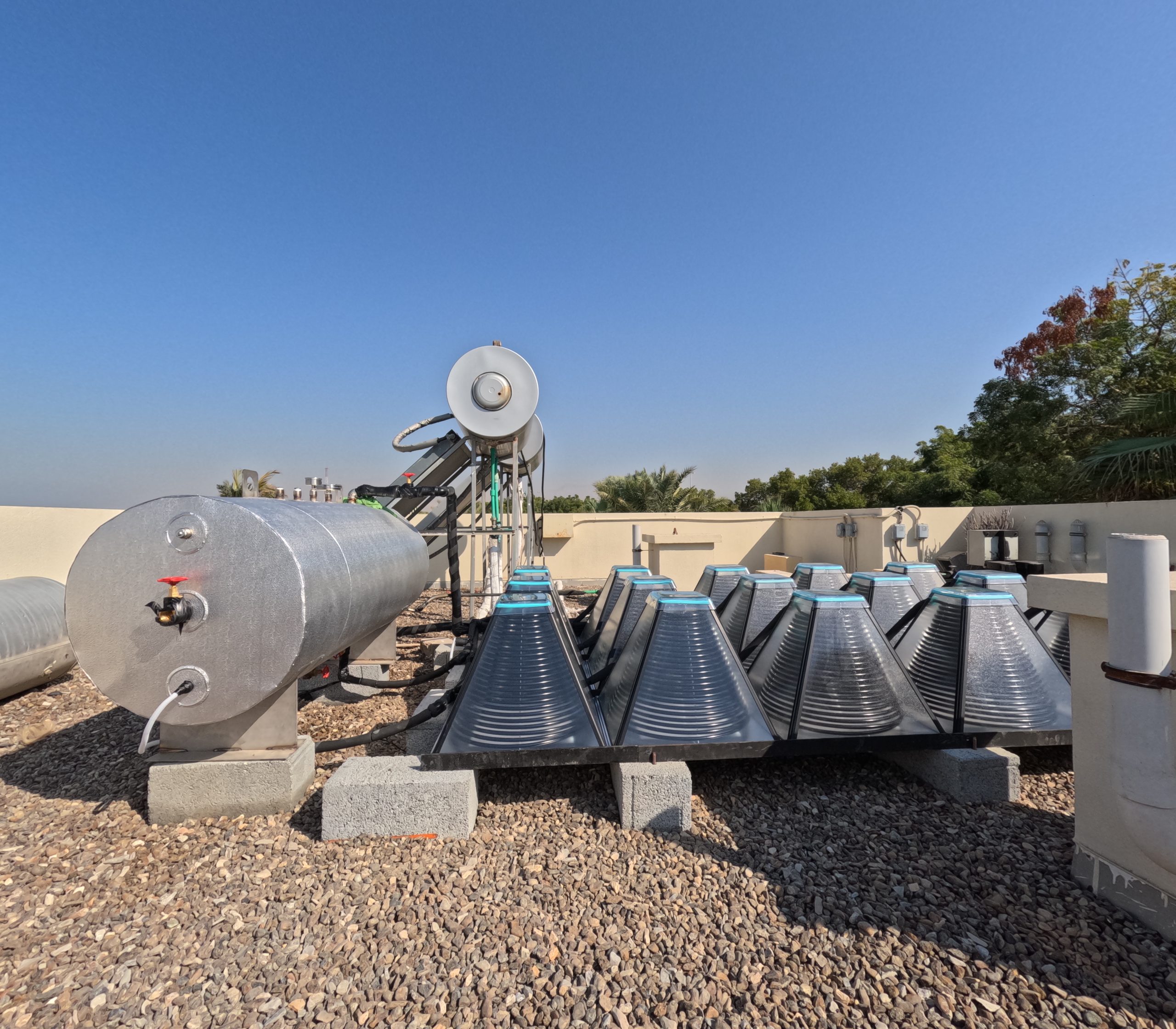 الطاقة الشمسية ببساطة – كيف تعمل وأين تُستخدم بأفضل شكل